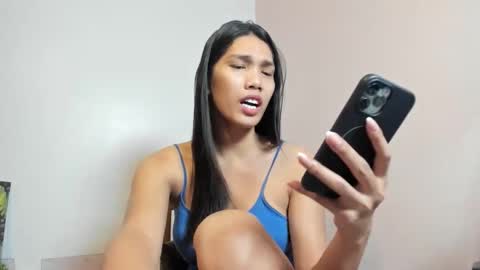 Snapshot of seductress_ph chatting on 02-22-26, 02:45 sara online show from 02-22-26, 02:45