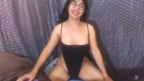 Snapshot of seductresstsjulia chatting on 07-23-26, 02:26 Julia Starlette online show from 07-23-26, 02:26