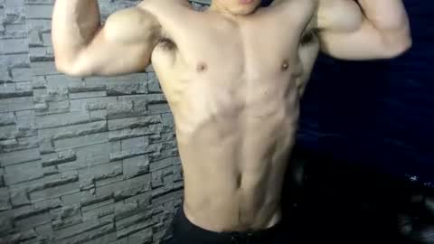 Snapshot of seigfried0 chatting on 07-05-26, 12:28 Seigfried online show from 07-05-26, 12:28