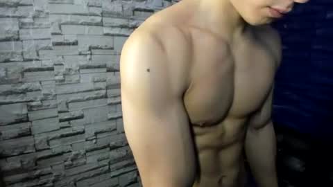 Snapshot of seigfried0 chatting on 07-31-26, 02:22 Seigfried online show from 07-31-26, 02:22