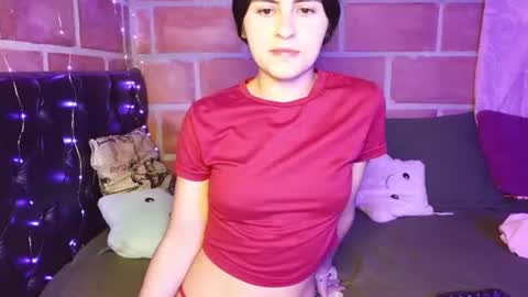 seleena_01 online show from 06-25-26, 11:31