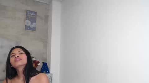 seleena__ online show from 12-24-24, 07:49