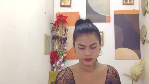 Snapshot of selena_fox2000 chatting on 12-18-25, 06:52 selena_fox2000 online show from 12-18-25, 06:52