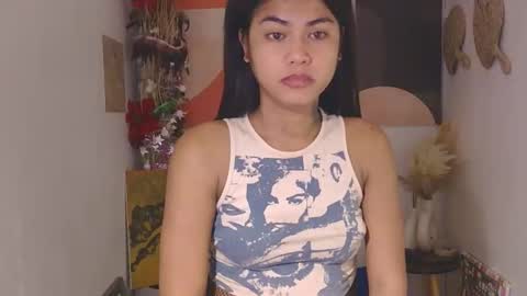 Snapshot of selena_fox2000 chatting on 12-22-25, 01:46 selena_fox2000 online show from 12-22-25, 01:46