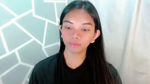Snapshot of selena_fuckdoll chatting on 06-10-26, 01:32 Selena online show from 06-10-26, 01:32