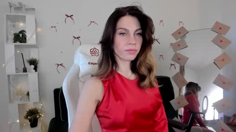 Selena online show from 02-14-25, 08:31