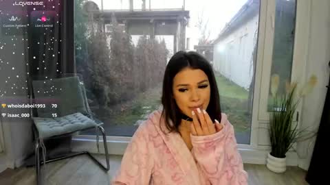 Selena online show from 01-10-25, 10:06