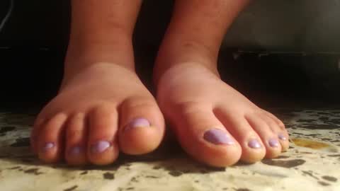 Selena Priscilla Blair Montenegro online show from 03-11-25, 10:07