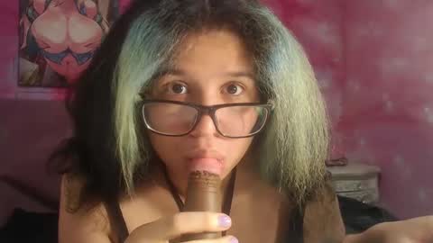 Selena Priscilla Blair Montenegro online show from 03-12-25, 10:26