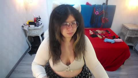 Selena Priscilla Blair Montenegro online show from 04-28-26, 12:53