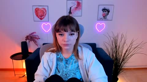 Selena ntmy online show from 12-30-24, 07:26