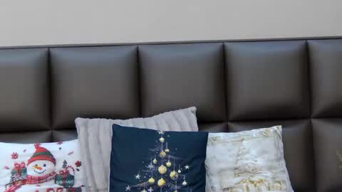 Snapshot of selenahanson chatting on 01-07-26, 08:55 SelenaHanson online show from 01-07-26, 08:55