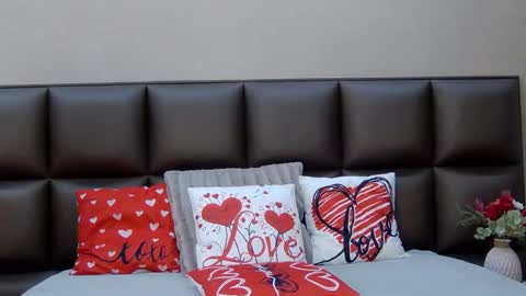 Snapshot of selenahanson chatting on 02-13-26, 09:11 SelenaHanson online show from 02-13-26, 09:11