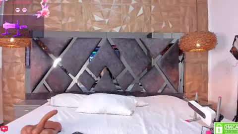 selene__lopez_ online show from 04-27-26, 07:56