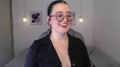 selene_rouse_ online show from 05-13-26, 12:19
