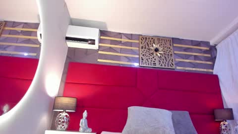 Selene online show from 03-09-25, 05:33