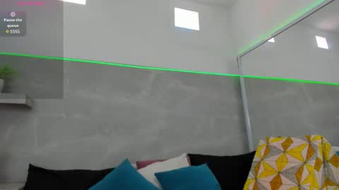 selene online show from 02-17-26, 06:58