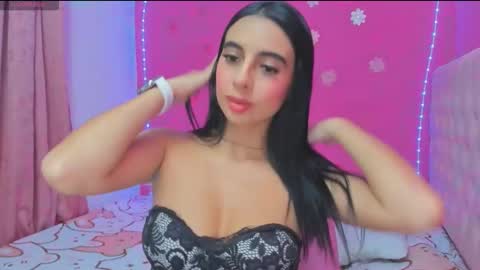 Snapshot of selenevosse_ chatting on 02-17-26, 03:14 Selenevosse online show from 02-17-26, 03:14