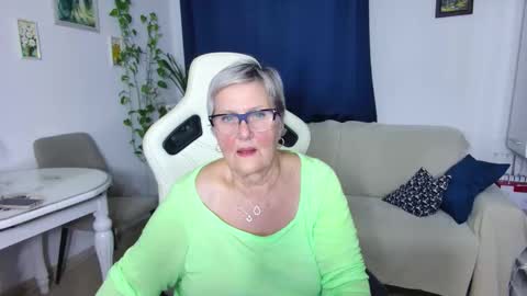 Selenna online show from 02-12-26, 07:09