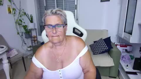 Selenna online show from 05-23-26, 05:17
