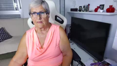Snapshot of selenna57 chatting on 06-23-26, 05:22 Selenna online show from 06-23-26, 05:22