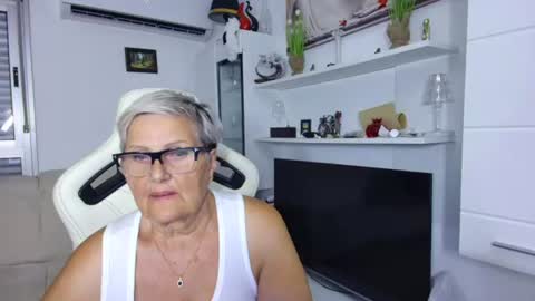 Snapshot of selenna57 chatting on 07-03-26, 05:19 Selenna online show from 07-03-26, 05:19