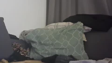 Snapshot of selfiepicdump chatting on 01-27-25, 12:12 Julian Kinky Bi-guy online show from 01-27-25, 12:12