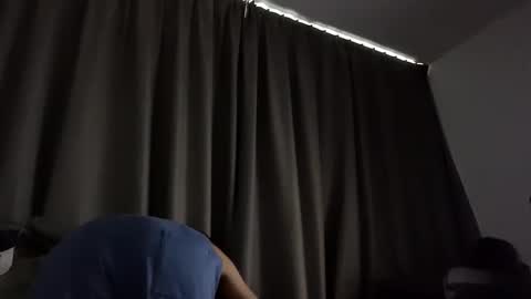 Snapshot of selfiepicdump chatting on 11-15-25, 10:12 Julian Kinky Bi-guy online show from 11-15-25, 10:12