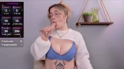 Selina Mae online show from 01-17-25, 04:28