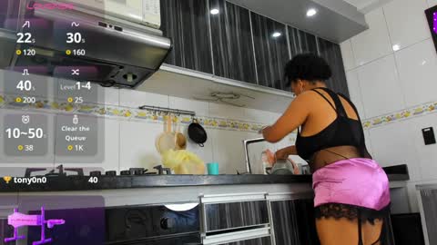 Snapshot of selket_ chatting on 01-31-25, 02:17 Selket online show from 01-31-25, 02:17