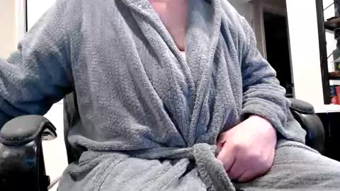 Snapshot of selkie2s chatting on 03-21-26, 03:26 selkie2s online show from 03-21-26, 03:26