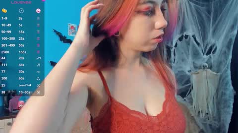 Snapshot of sell0n chatting on 11-08-25, 01:50 Mindy online show from 11-08-25, 01:50