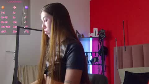 Snapshot of sellashine chatting on 06-12-26, 01:48 Nicole online show from 06-12-26, 01:48
