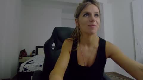 sellena_angel online show from 10-17-25, 09:17