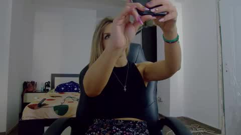 sellena_angel online show from 10-30-25, 12:28