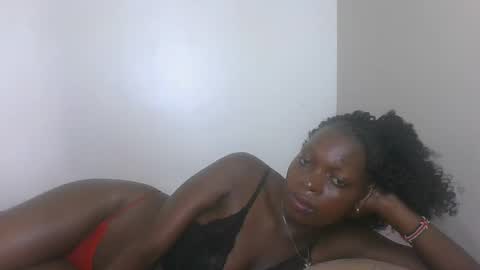 sellinprinces online show from 11-19-25, 03:34