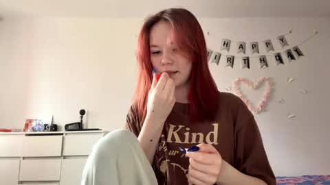 Snapshot of selmacalumag chatting on 04-04-26, 09:29 Lily online show from 04-04-26, 09:29