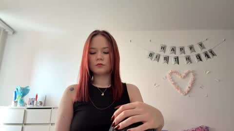 Lily online show from 04-24-26, 09:12