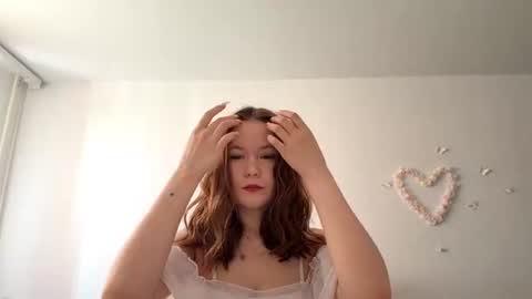 Lily online show from 06-20-26, 03:20