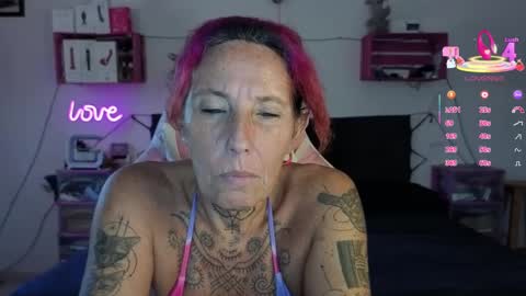Snapshot of selvaggia_del_caribe chatting on 09-26-25, 04:33 Selvaggia Del Caribe online show from 09-26-25, 04:33