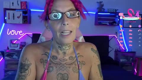 Snapshot of selvaggia_del_caribe chatting on 10-13-25, 04:51 Selvaggia Del Caribe online show from 10-13-25, 04:51
