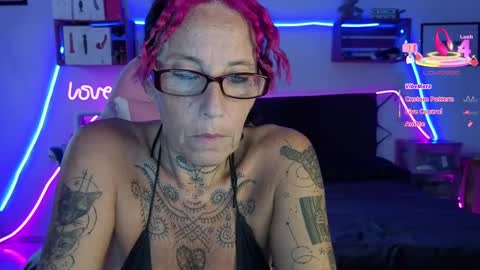 Snapshot of selvaggia_del_caribe chatting on 10-14-25, 04:52 Selvaggia Del Caribe online show from 10-14-25, 04:52