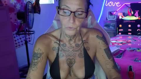 Selvaggia Del Caribe online show from 03-27-26, 05:45