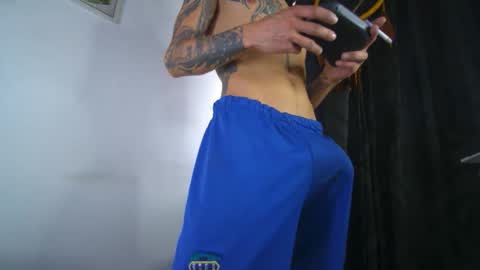 sem_alas online show from 09-21-25, 08:54