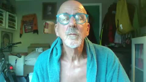 frederick online show from 06-08-26, 06:19