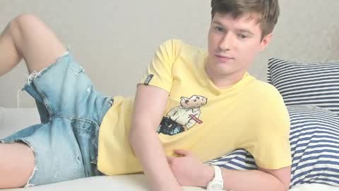 Snapshot of semyonone chatting on 04-01-26, 06:49 Semyon online show from 04-01-26, 06:49