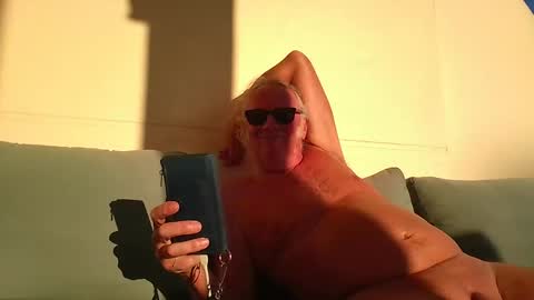 Snapshot of seniorfuntime1556 chatting on 10-03-25, 05:10 Summiteer online show from 10-03-25, 05:10