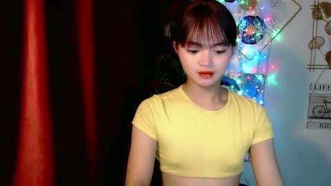 Snapshot of sensational_yeng chatting on 01-19-26, 04:11 sensational_yeng online show from 01-19-26, 04:11
