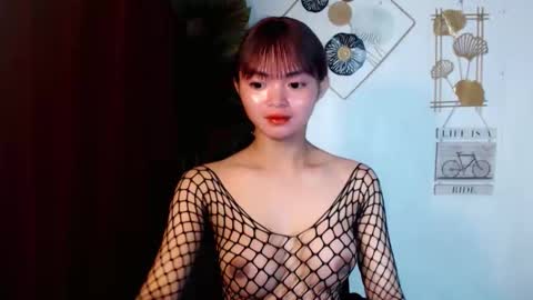 Snapshot of sensational_yeng chatting on 02-26-26, 06:51 sensational_yeng online show from 02-26-26, 06:51