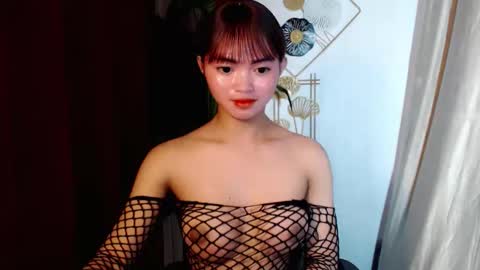 Snapshot of sensational_yeng chatting on 03-09-26, 06:12 sensational_yeng online show from 03-09-26, 06:12